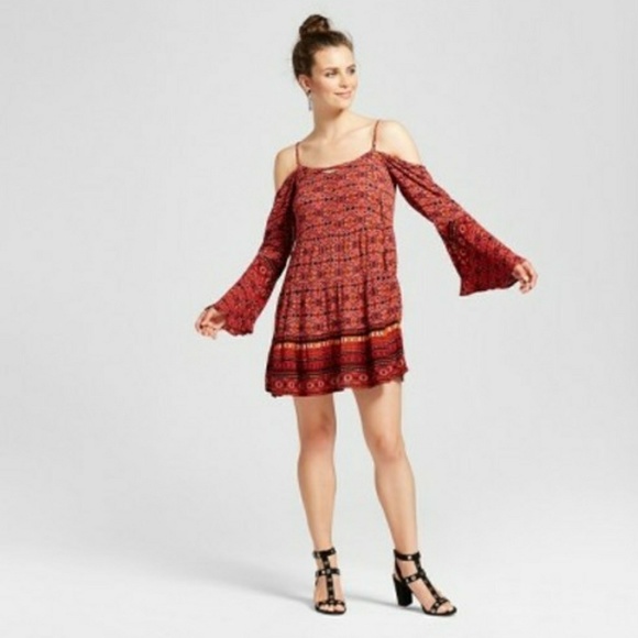 Xhilaration Dresses & Skirts - 👗 Cold- shoulder babydoll dress 👗
